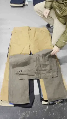 20 - Carhartt and Dickies Trousers / Jeans (1)