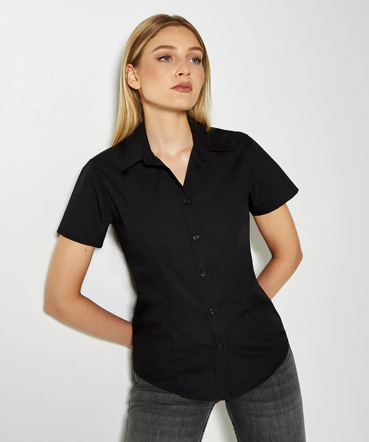 Black - Women's workforce blouse short-sleeved (classic fit)
