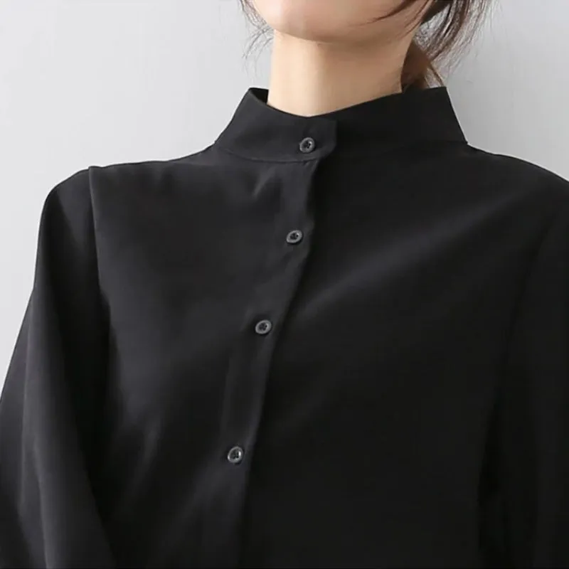 High-Fashion Mock-Neck Lantern Sleeve Blouses