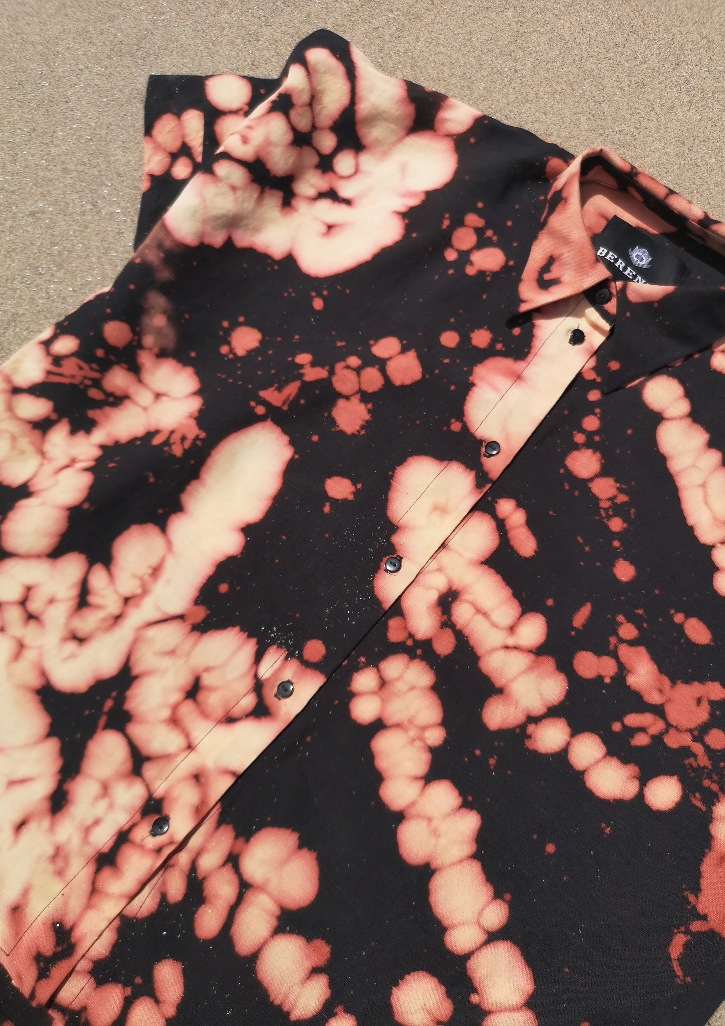 HOMEMADE - UNIQUE BLOUSE UNISEX - HAND PAINTED - black / white / pink