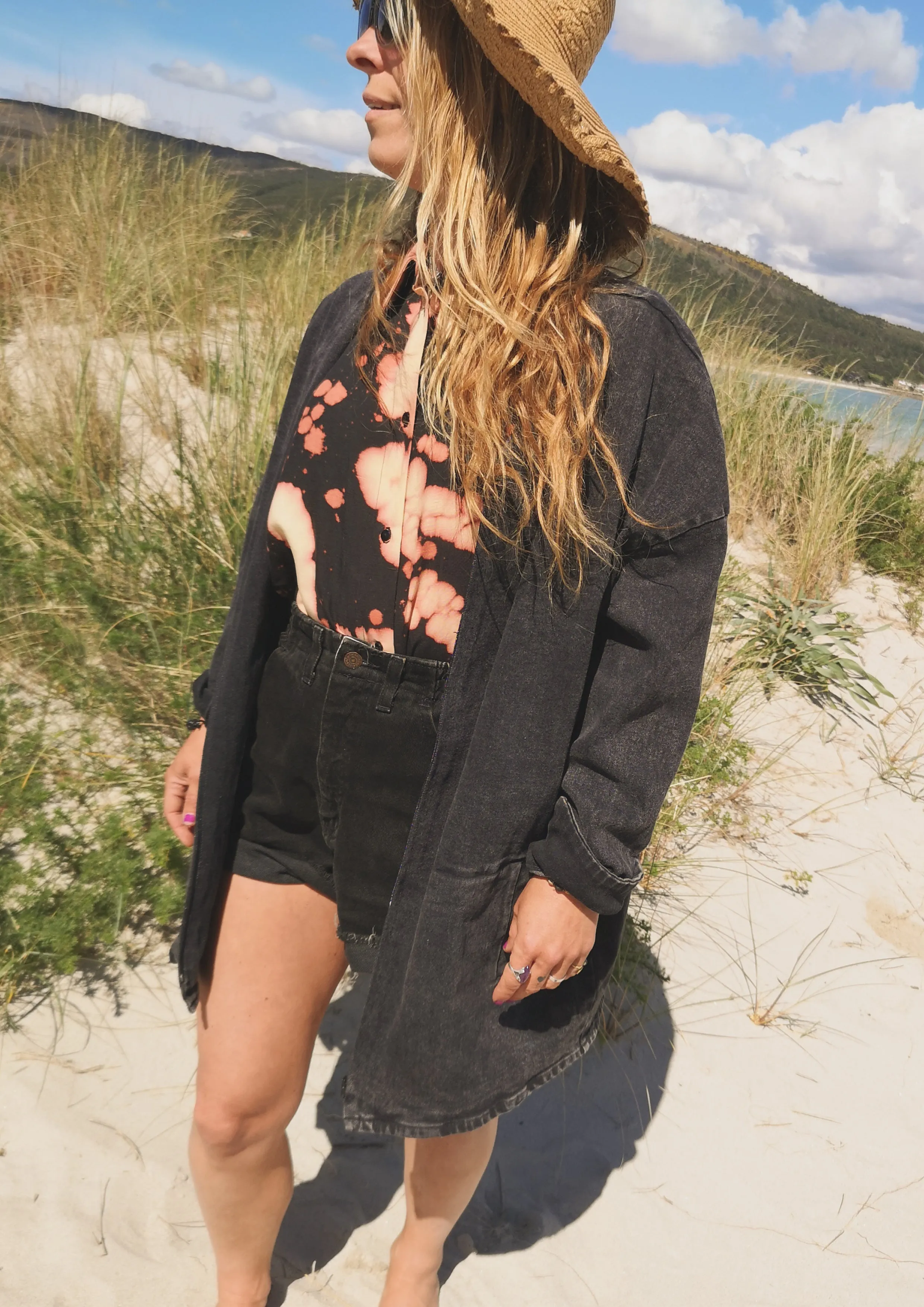 HOMEMADE - UNIQUE BLOUSE UNISEX - HAND PAINTED - black / white / pink