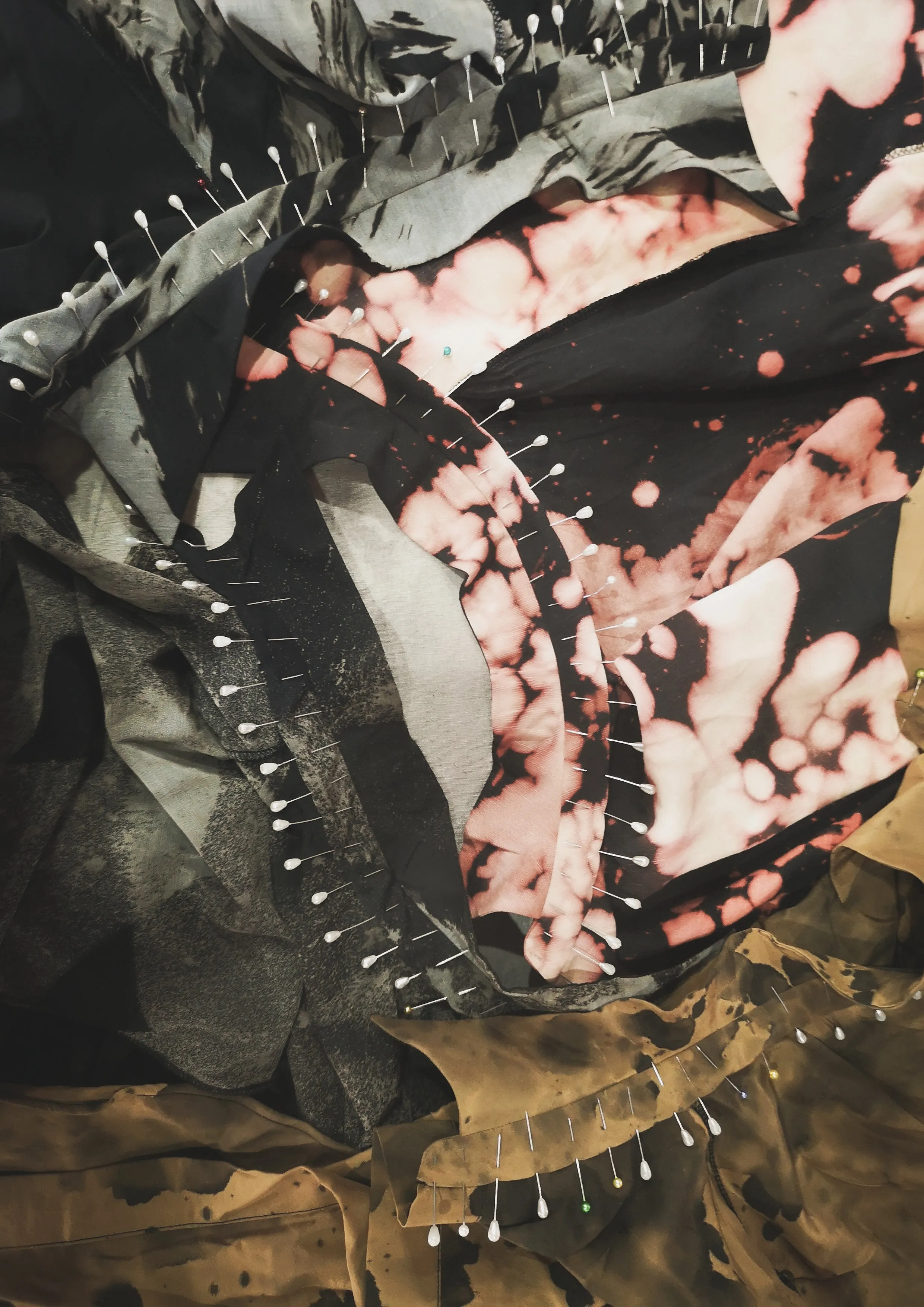 HOMEMADE - UNIQUE BLOUSE UNISEX - HAND PAINTED - black / white / pink