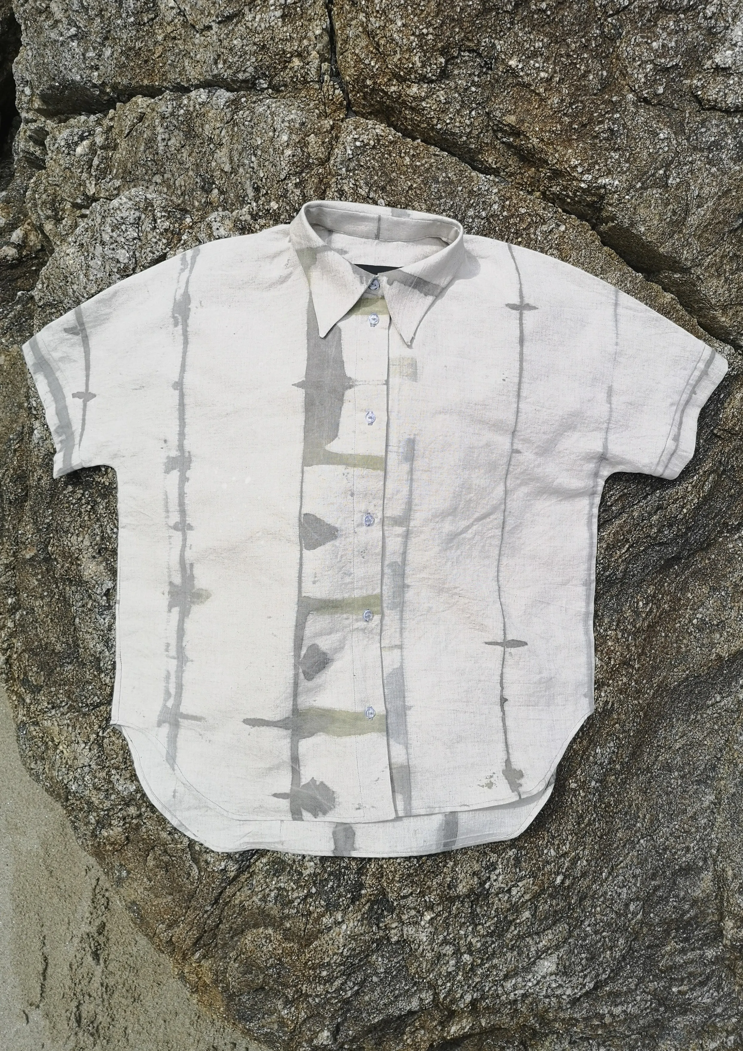 HOMEMADE - UNIQUE BLOUSE UNISEX - HAND PAINTED - white / grey / green