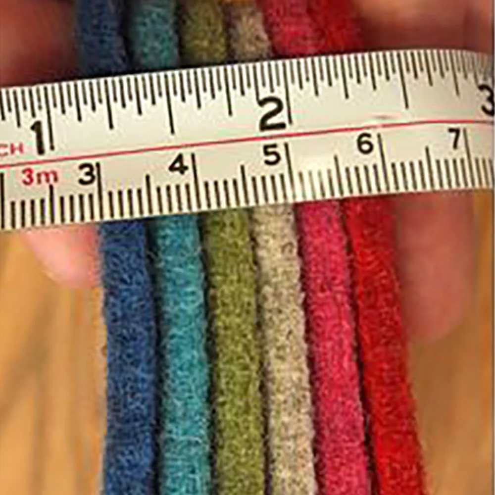 Joe's Toes Christmas Tree Slipper Kit in Children's sizes