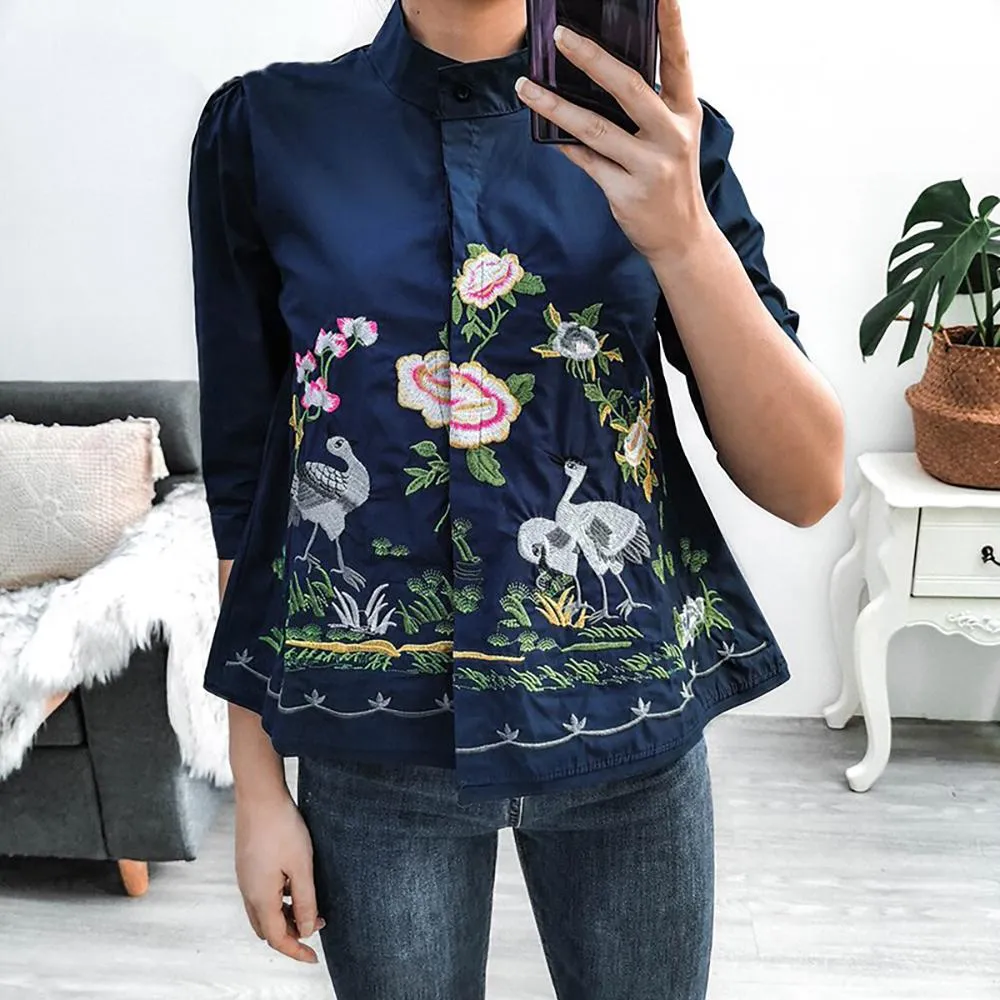 Summer Fashion 3/4 Sleeve Embroidery Casual Blouse
