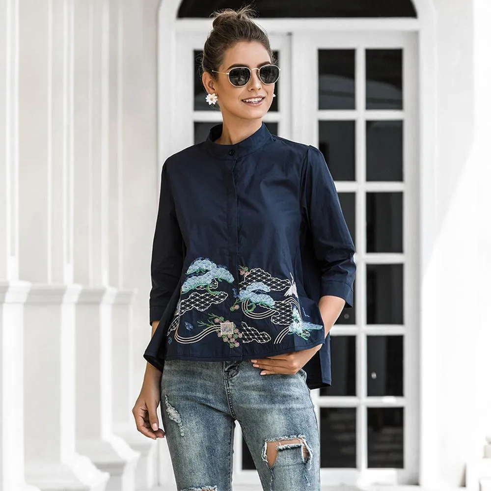 Summer Fashion 3/4 Sleeve Embroidery Casual Blouse