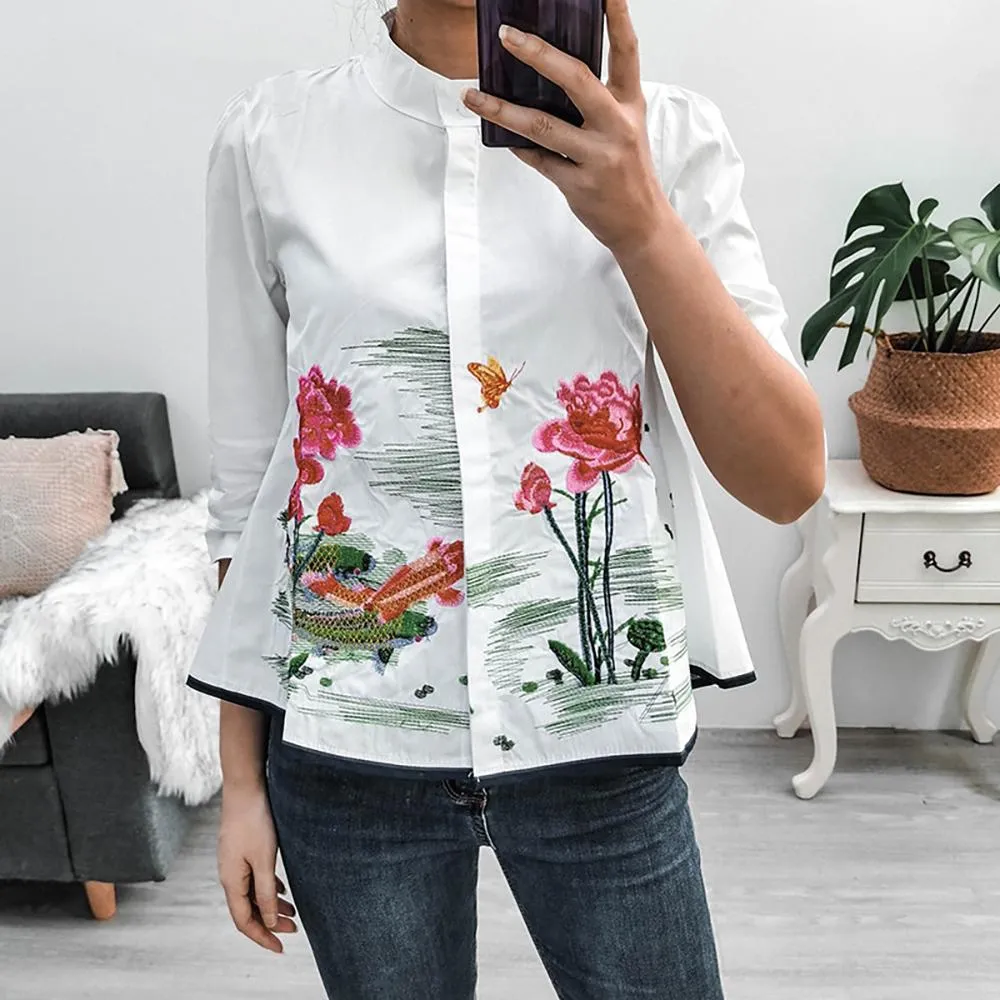 Summer Fashion 3/4 Sleeve Embroidery Casual Blouse
